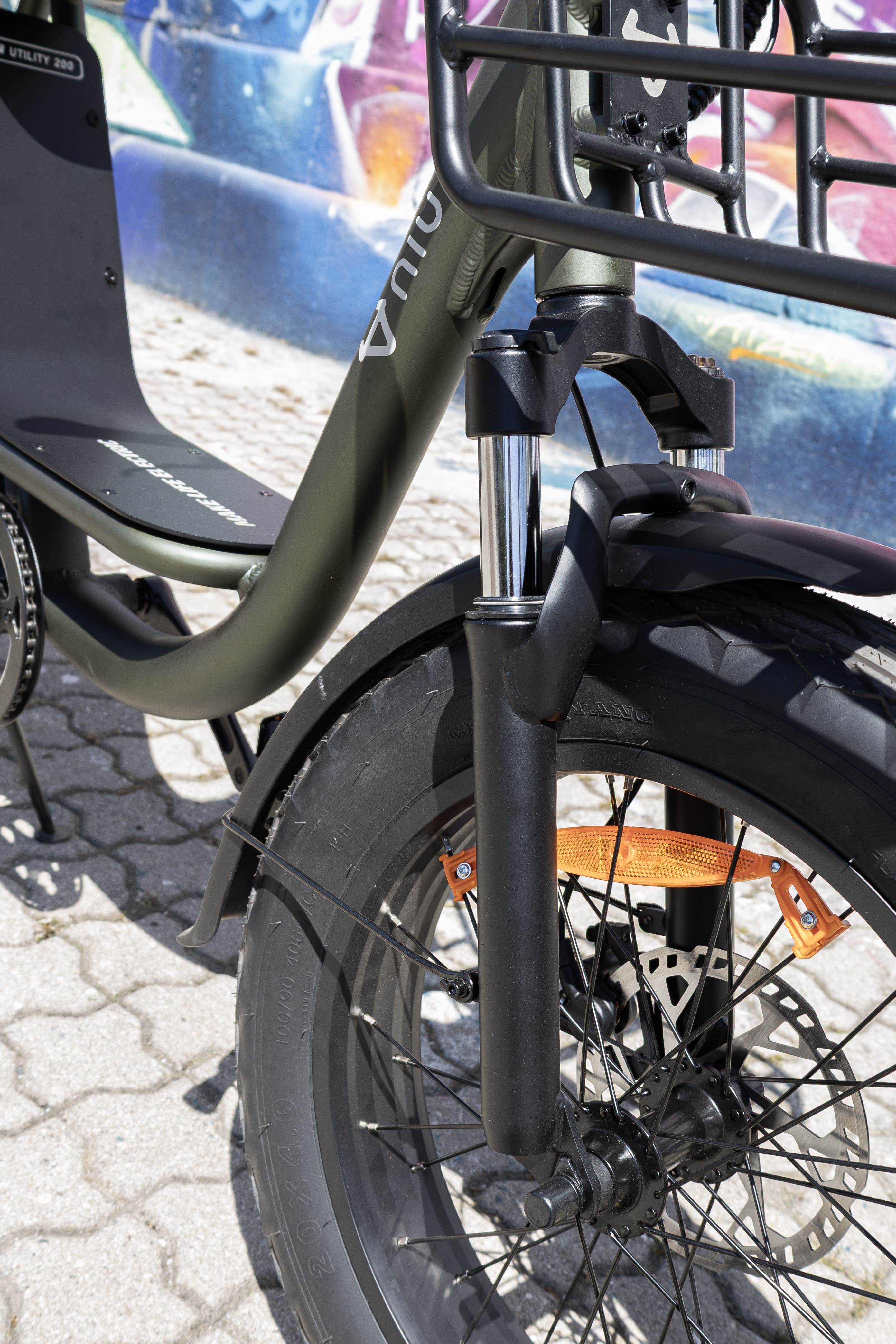 BQi Utility 200